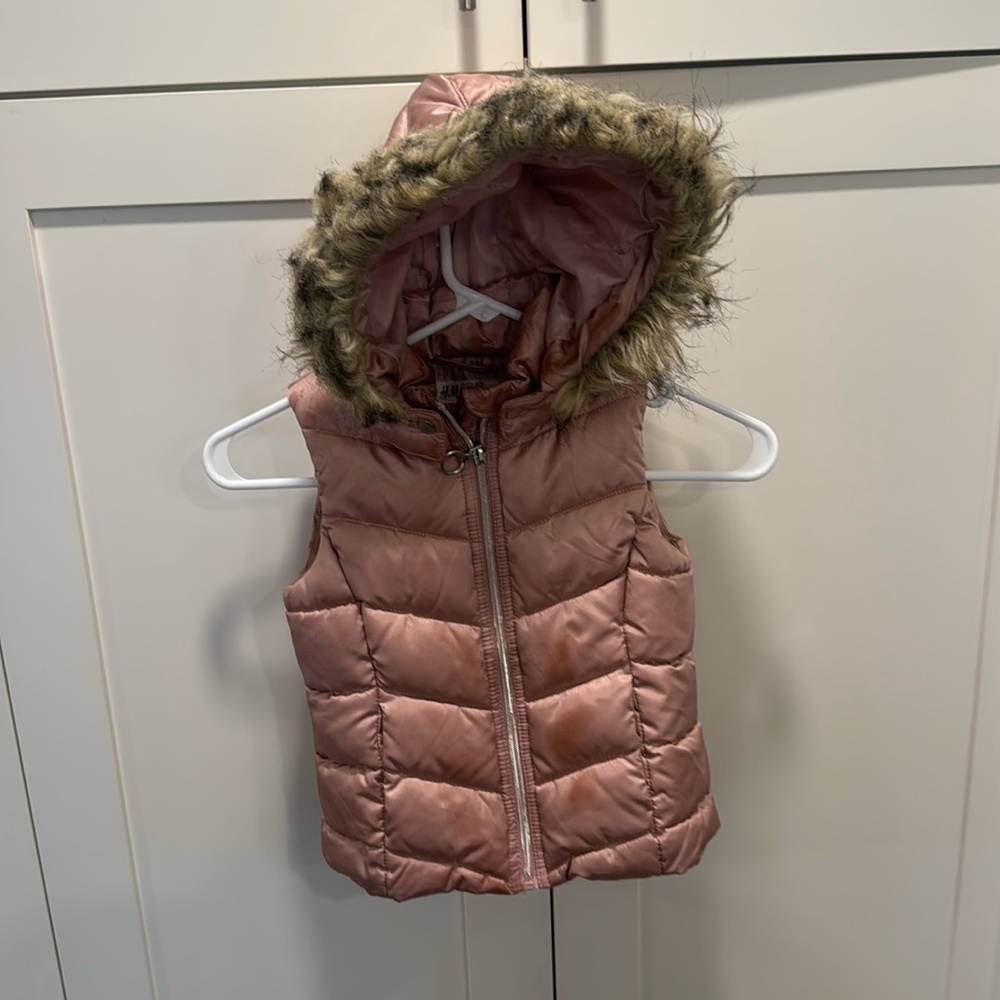 H&M toddler vest size 5-6